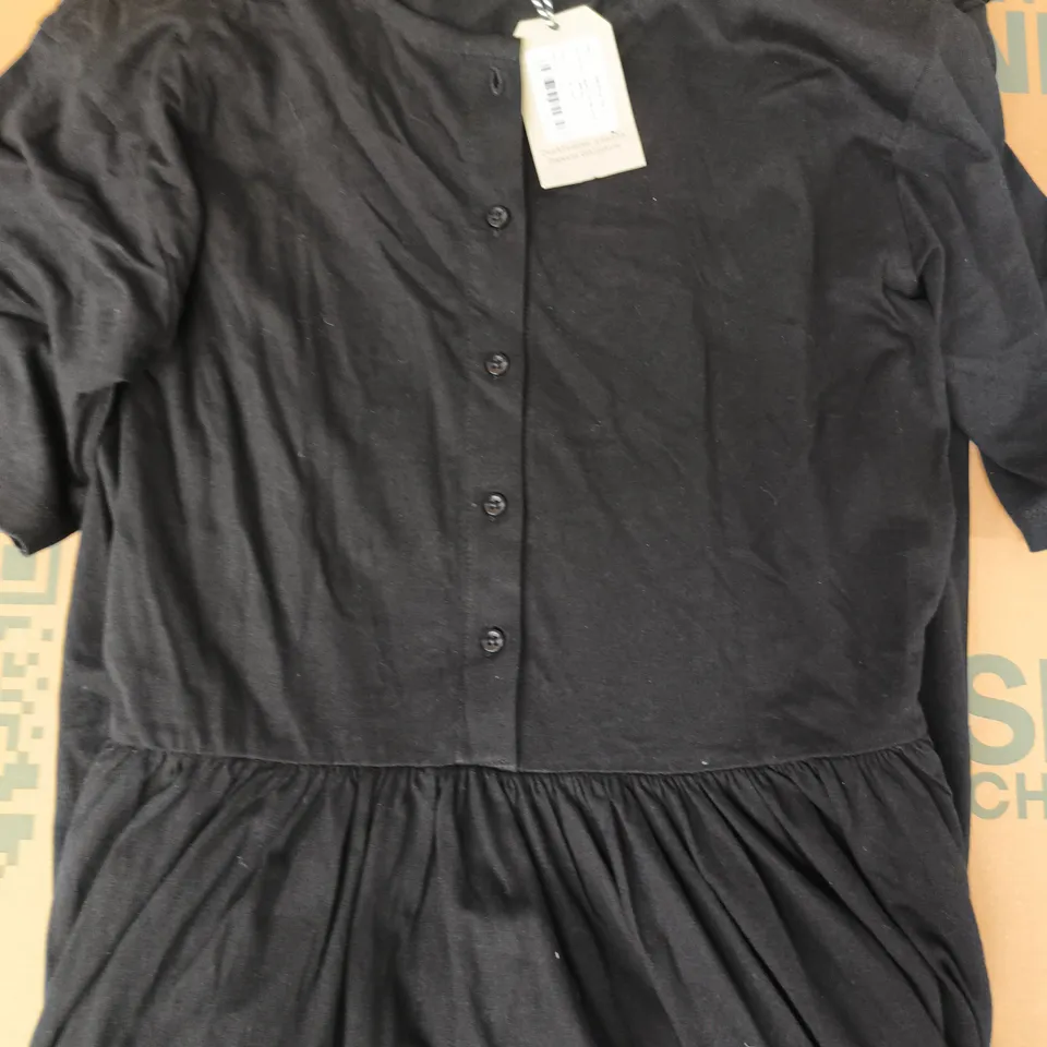 TURTLEDOVE LONDON MATILDA DRESS IN BLACK SIZE SMALL