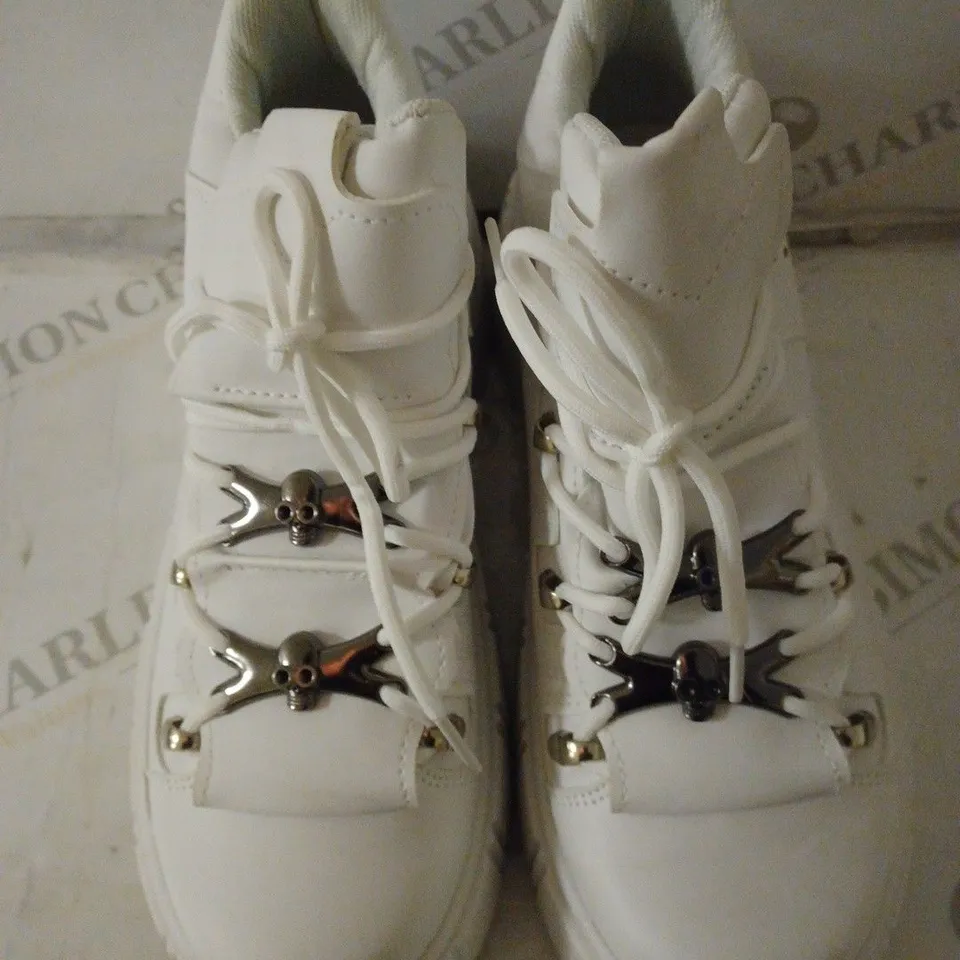 BOXED PAIR OF KOI WOMEN'S RIMO CORE CHUNKY WHITE TRAINERS SIZE 7