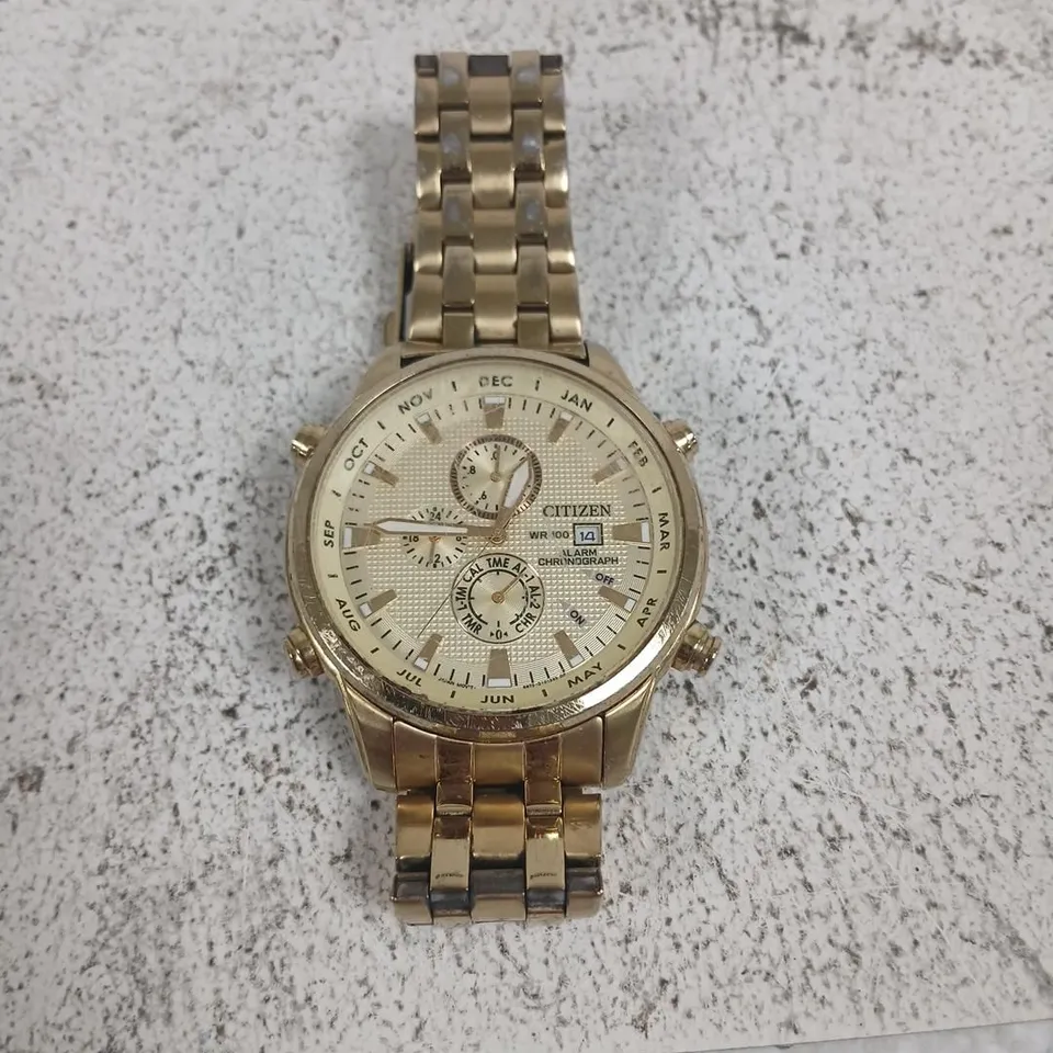 CITIZEN GOLD-TONE CHRONOGRAPH WATCH – BRACELET, DATE WINDOW