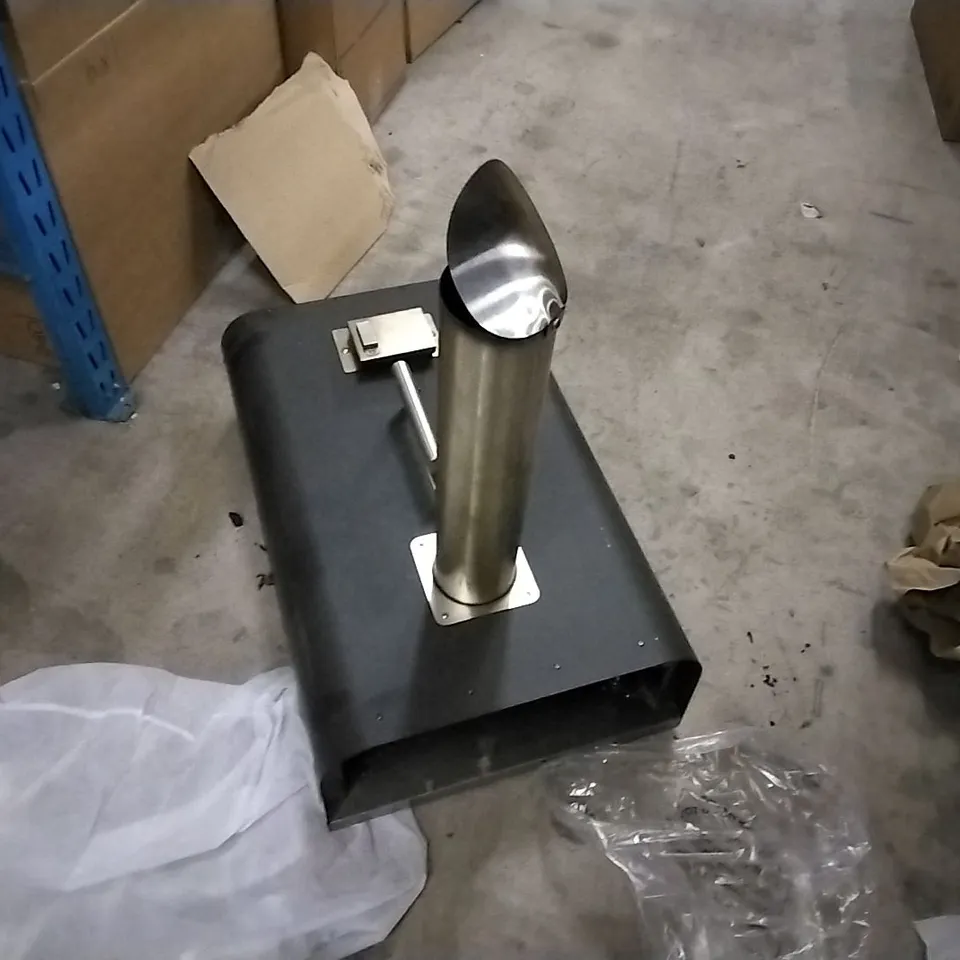 BOXED SALTER WOOD PELLET PIZZA OVEN