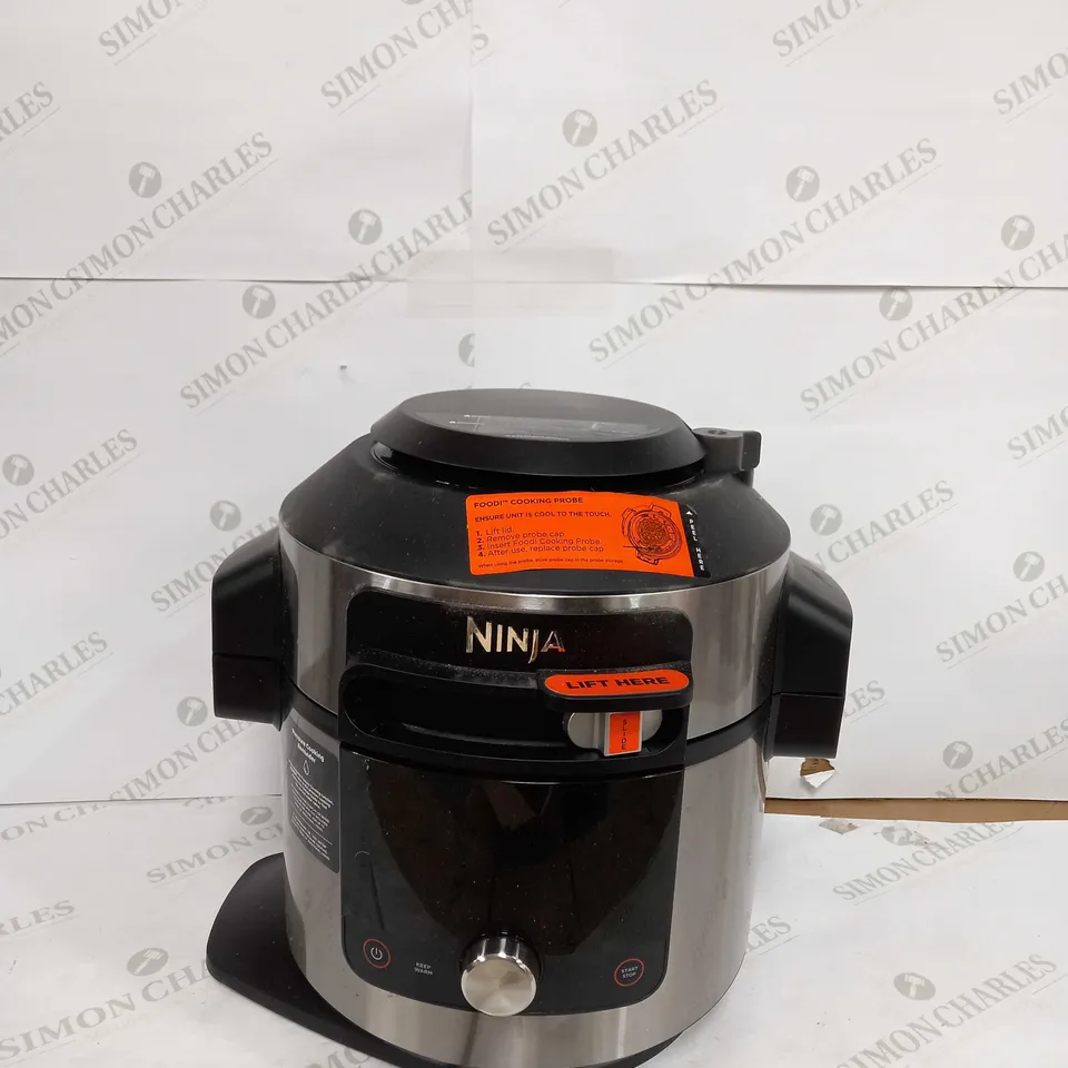 NINJA FOODI SMARTLID 7.5L MULTI COOKER & AIR FRYER