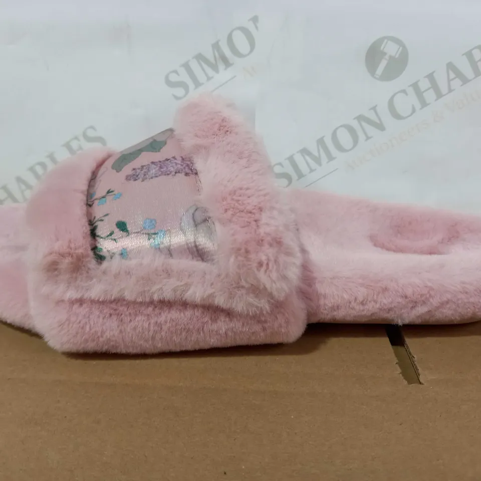 VIONIC FLORAL DESIGN PINK FLUFFY SLIPPERS, SIZE 7 UK