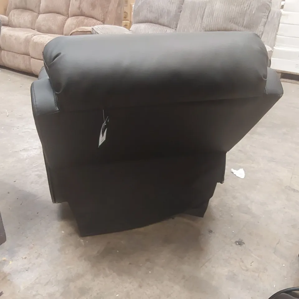 QUALITY DESIGNER FAUX LEATHER ELECTRIC RECLINING ARMCHAIR