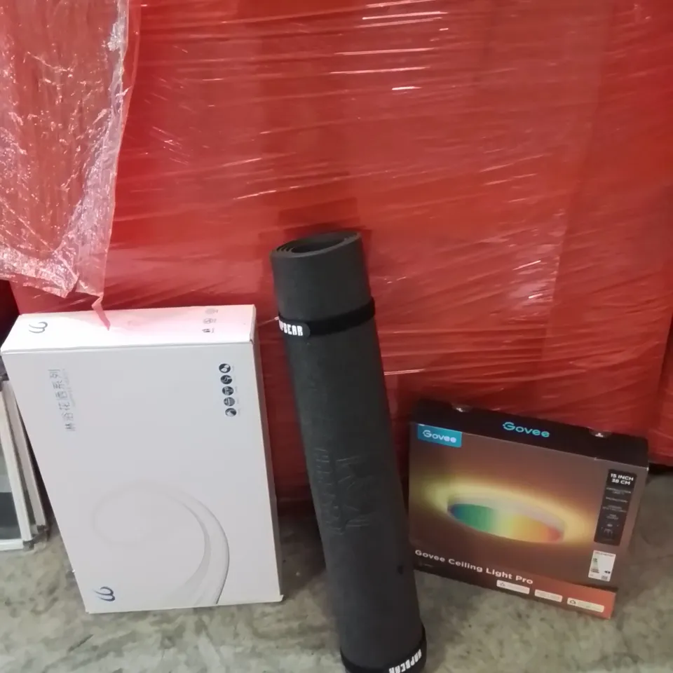 PALLET OF ASSORTED HOUSEHOLD GOODS AND PRODUCTS TO INCLUDE;SHOWER FAUCET,HEAVY DUTY GYM MAT,GOVEE CEILING LIGHT