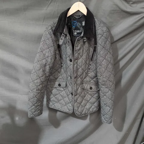 GREY QUILTED DIAMOND-PATTERN JACKET, MEN'S CASUAL COAT (S/M/L/XL) - SIZE M 