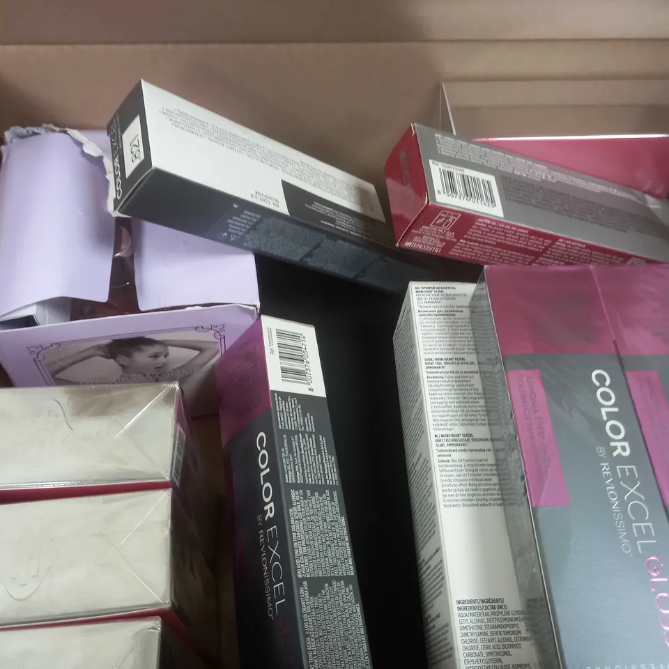 BOX OF APPROX 15 ASSORTED HEALTH & BEAUTY ITEMS TO INCLUDE - REVLON PERMANENT HAIR COLOUR , SISLEY EAU DE PARFUM , REVLON COLOR EXCEL GLOSS HAIR COLOUR ETC - COLLECTION ONLY