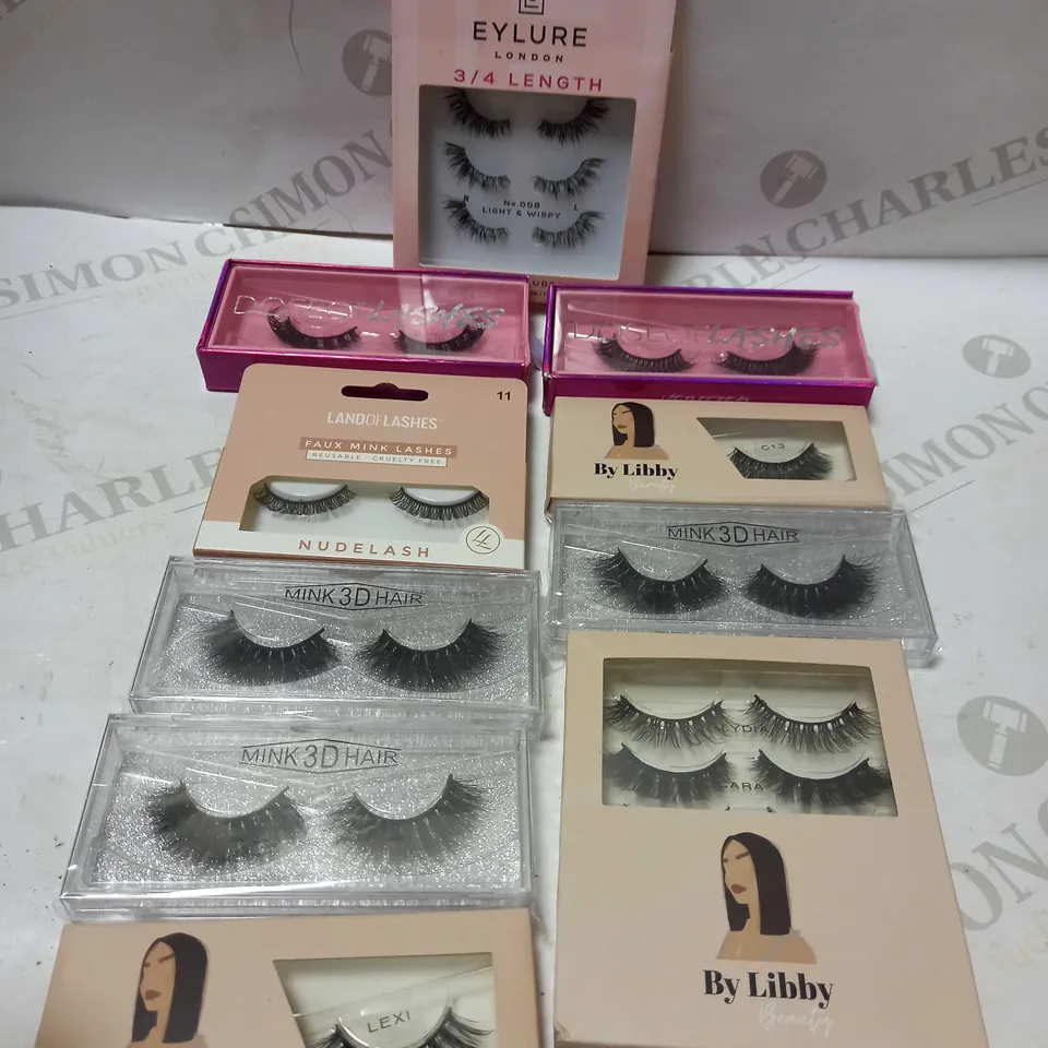 LOT OF APPROX 10 ASSORTED STRIP EYELASHES IN ASSORTED SIZES 