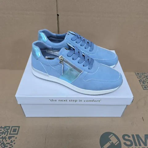 BOXED PAIR OF DR KELLER MARTINA SHOES IN BLUE - SIZE 5