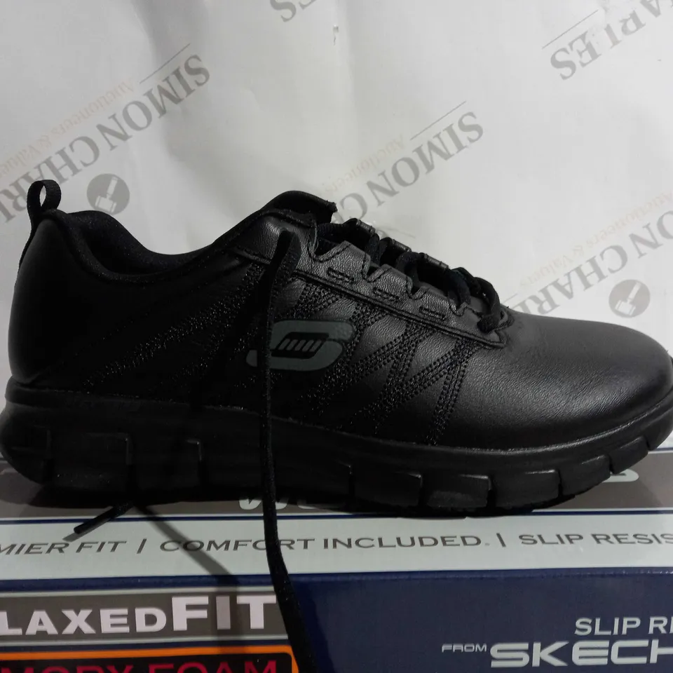 SKECHERS WORK SLIP RESISTANT BLACK SIZE 7