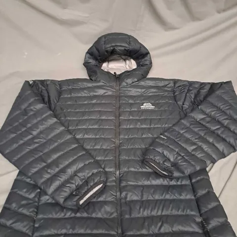 MOUNTAIN EQUITMENT ZIPPED PADDED COAT SIZE L