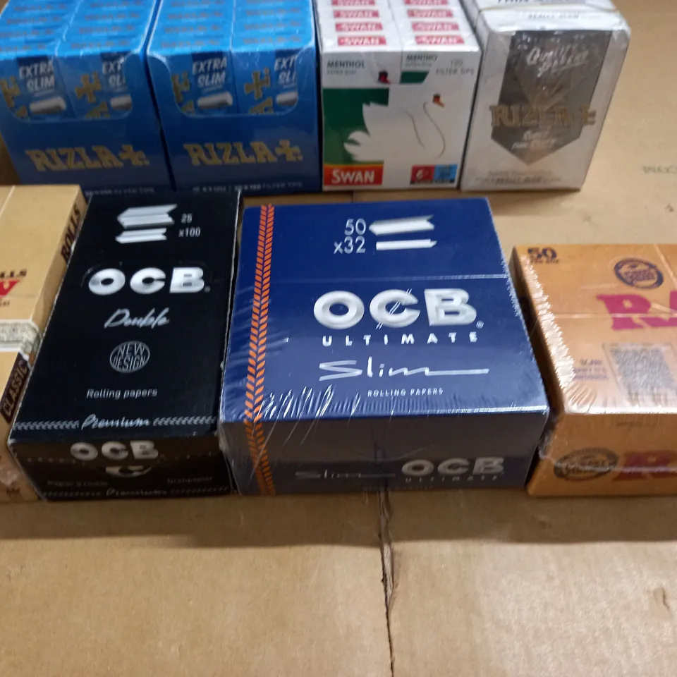 LOT OF 8 ASSORTED PACKS OF SMOKING ACCESSORIES TO INCLUDE FILTERS AND RIZLAS