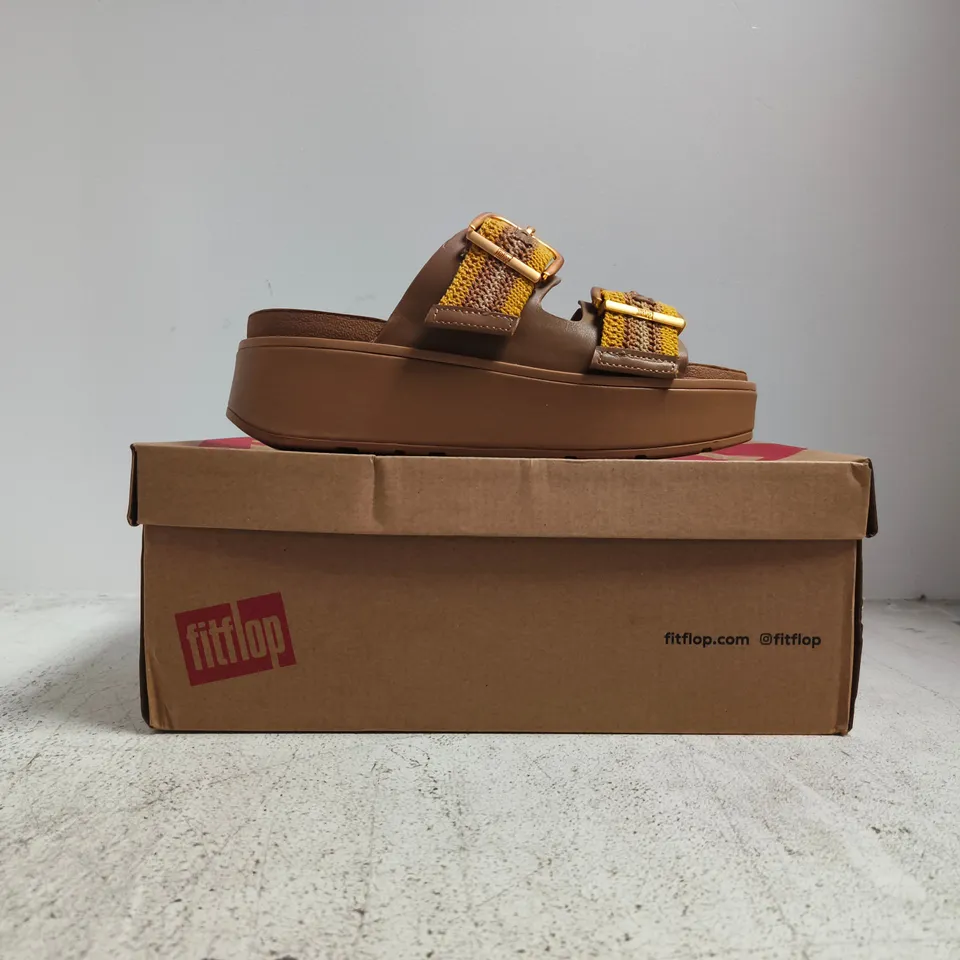 BOXED PAIR OF FITFLOP GEN-FF MAX BUCKLE STRIPE-WEBBING TWO-BAR SLIDES IN TURMERIC/CLASSIC TAN MIX SIZE UK 5
