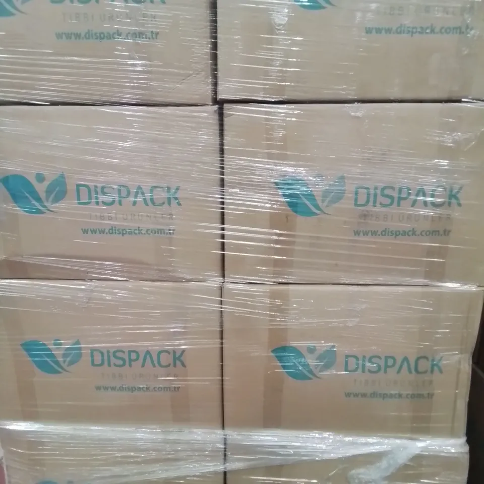 PALLET OF APPROXIMATELY 800 BRAND NEW DISPACK REINFORCED SURGICAL GOWNS - SIZE LARGE 