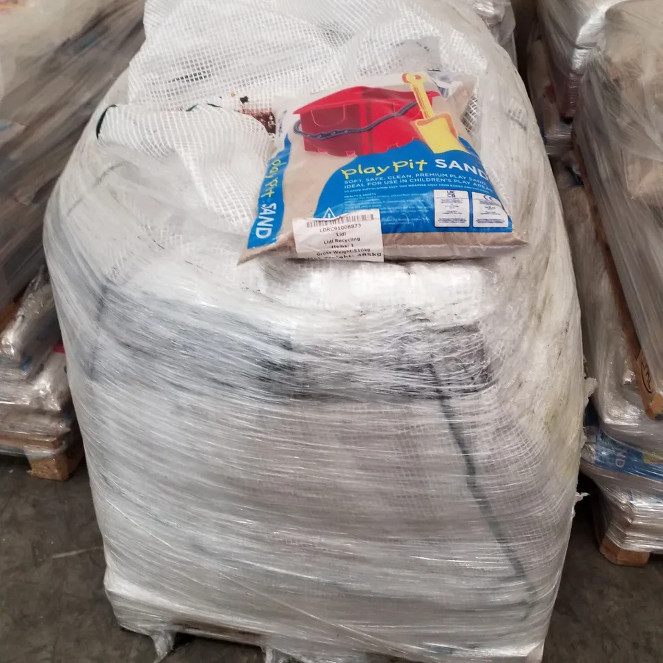 PALLET CONTAINING APPROXIMATELY 35 BAGS OF PLAY SAND