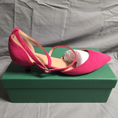 BOXED PAIR OF GRACE EVERY STEP SMALL HEELS SHOES - UK SIZE 38