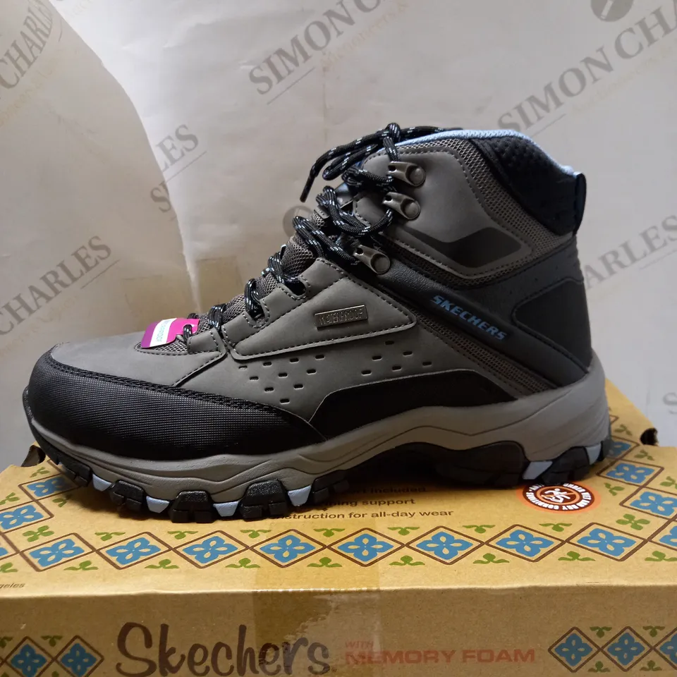 SKECHERS CHARCOAL HIKER BOOTS - SIZE 8