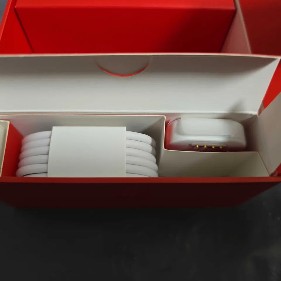 BOXED ONEPLUS WATCH 3 IN OBSIDIAN TITANIUM - OPWWE251