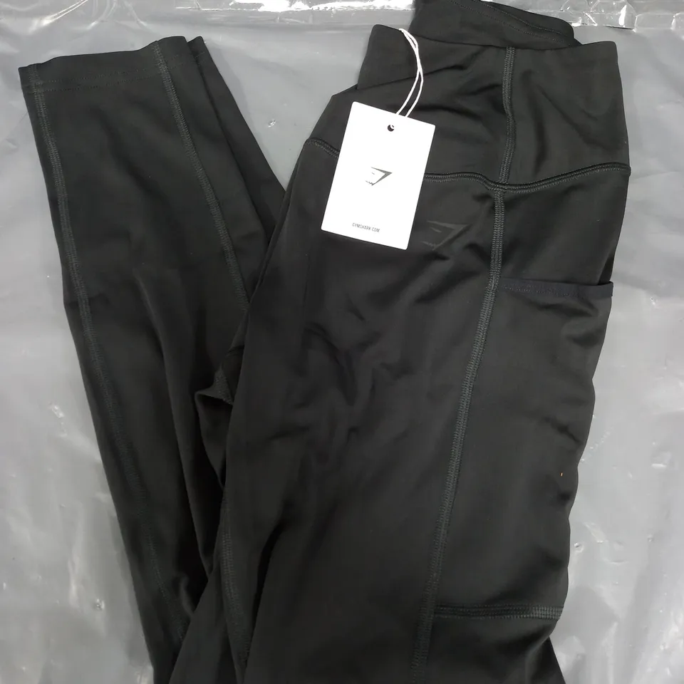 GYMSHARK POCKET LEGGINGS IN BLACK - MEDIUM