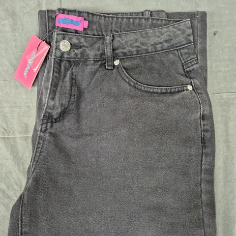 EDIKTED JEANS IN BLACK SIZE LARGE