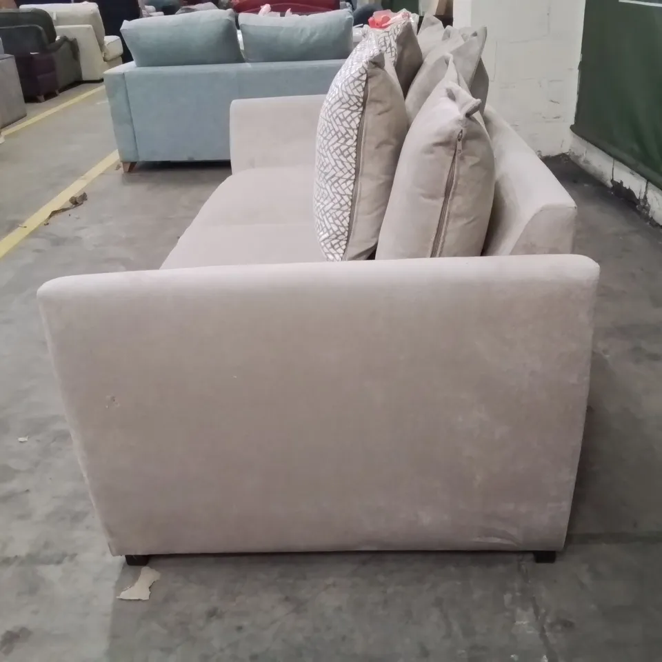 QUALITY DESIGNER 3 SEATER CREAM FABRIC UPHOLSTERED SOFA