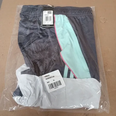 BAGGED ADIDAS MESSI SHORTS IN AURORA ONIX / SEMI FLASH AQUA - XL
