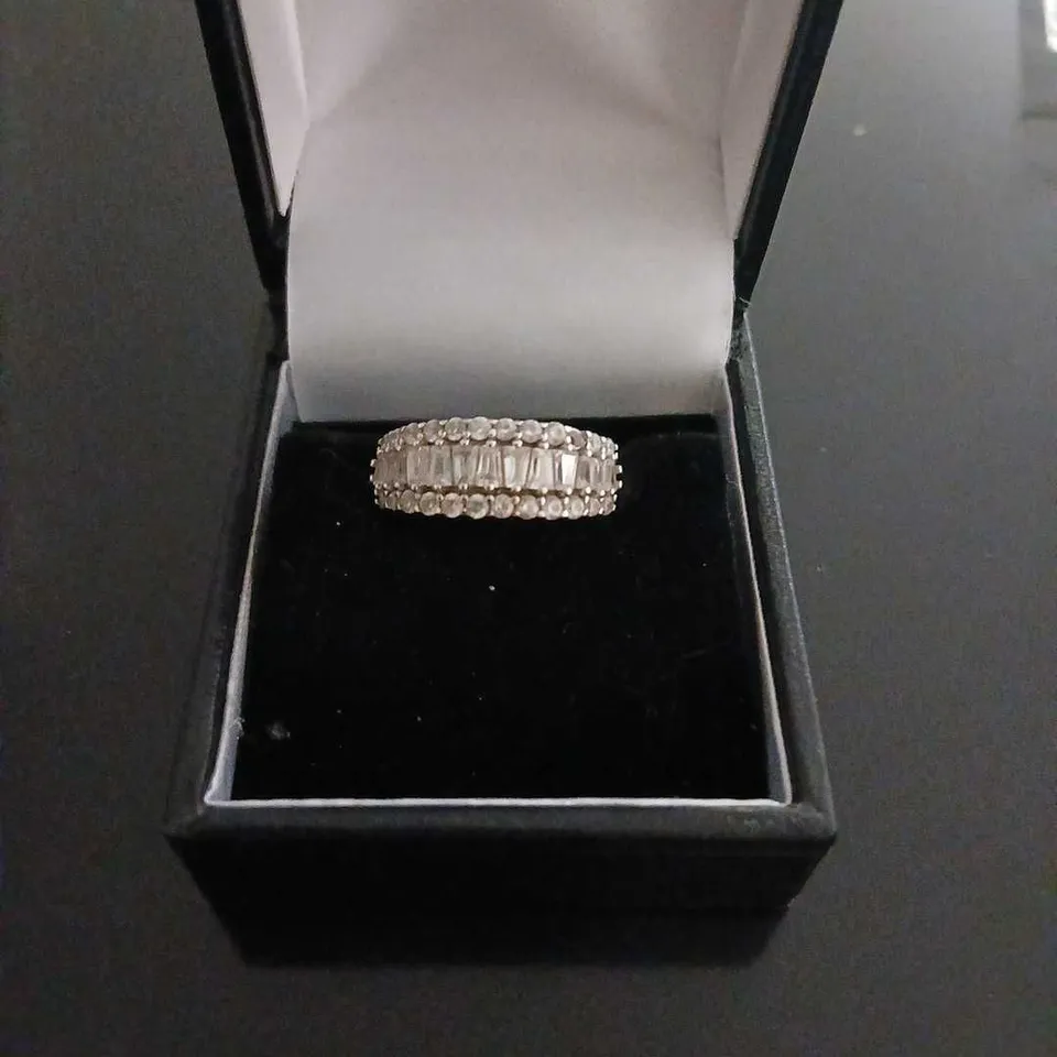 DIAMONIQUE 0.89CT TW MIXED CUT BAND RING STERLING SILVER