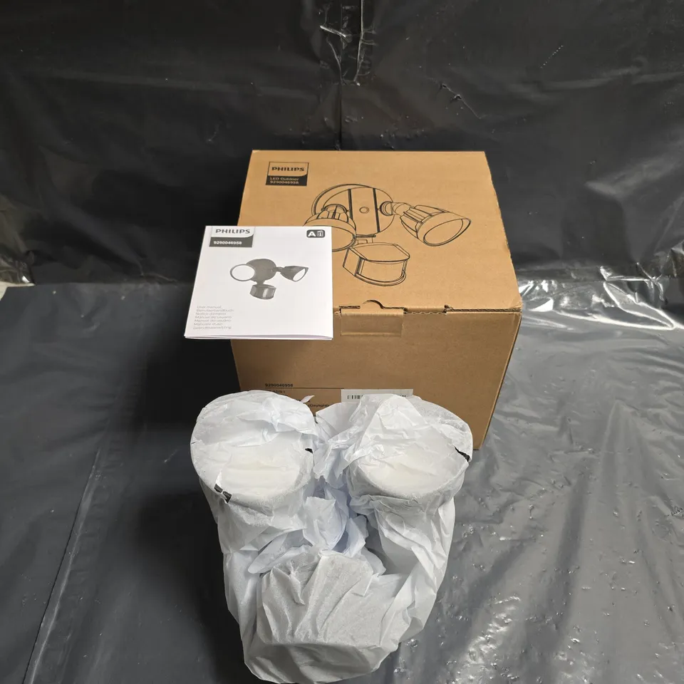 PHILIPS OUTDOOR SECURITY LIGHT 21W LED, 240V IP54 – BOXED