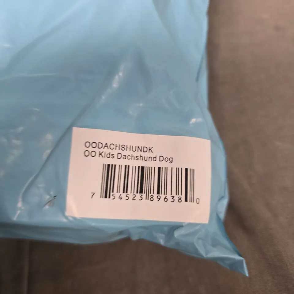 SEALED OODIE OVERSIZED HOODED BLANKET - DACHSHUND DOG