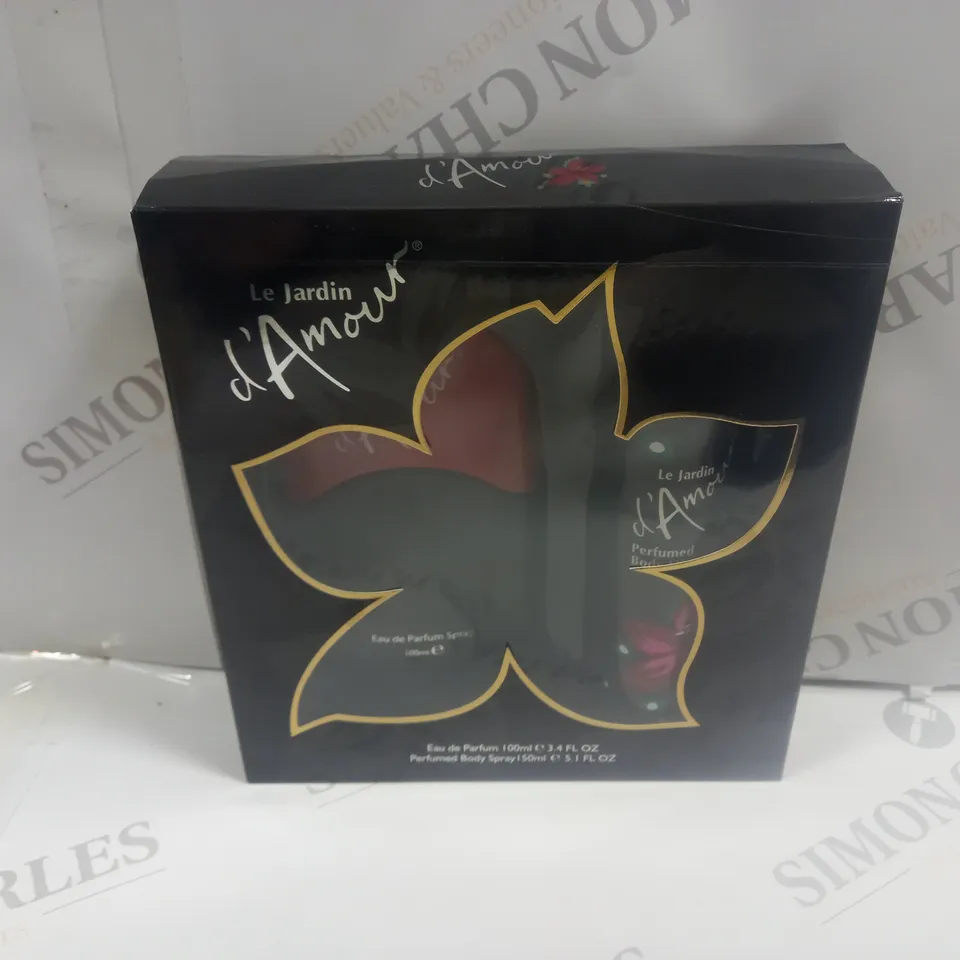 BOXED LE JARDIN D'AMOUR EAU DE PARFUM SPRAY GIFT SET