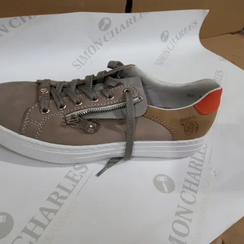 RIEKER SIDE ZIP GREY SHOE SIZE 6.5
