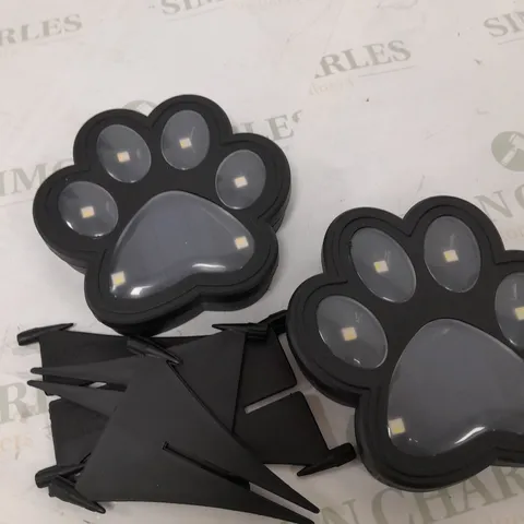 BOXED BELL AND HOWELL SET OF 4 SOLAR PAW LIGHTS