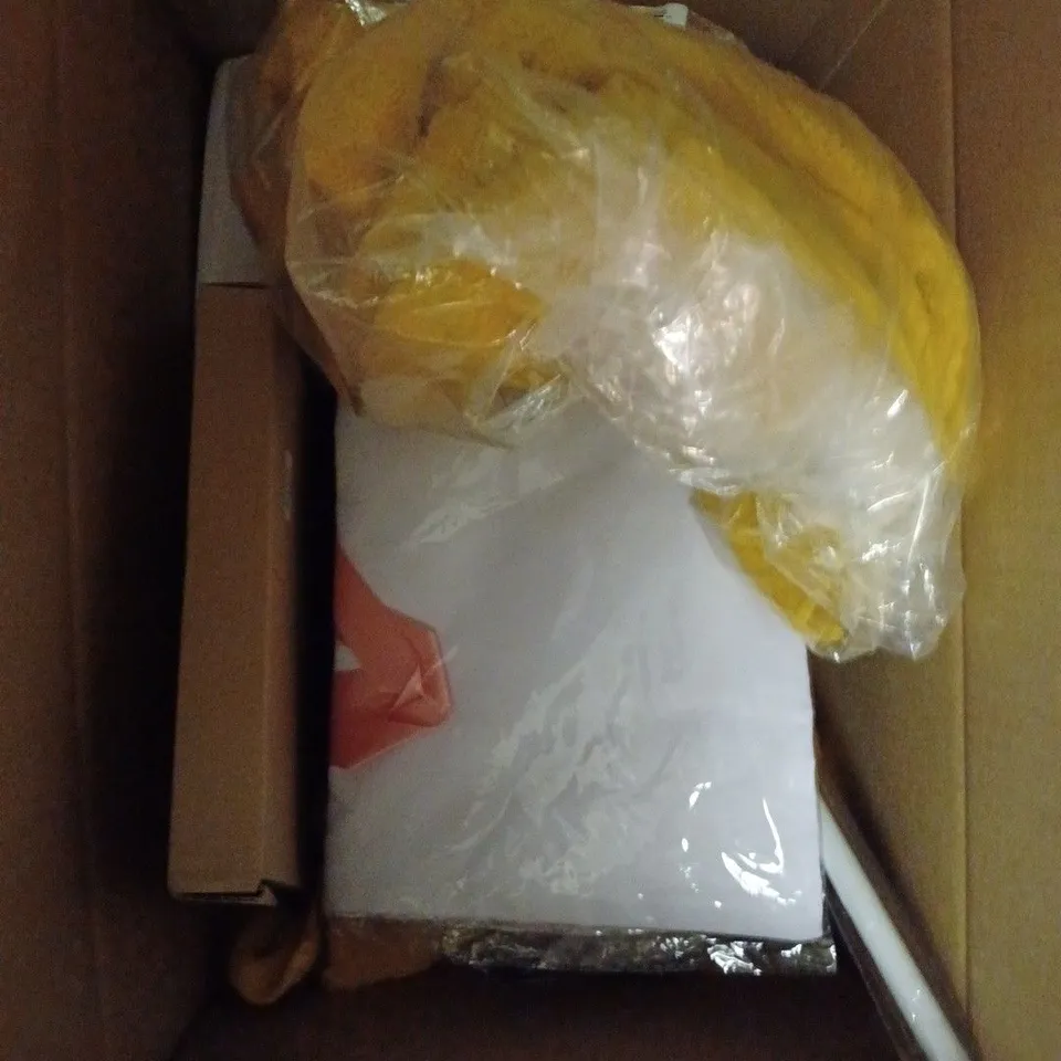 BOX OF APPROXIMATELY 15 ASSORTED HOUSEHOLD PRODUCTS TO INCLUDE INSULIN COOLER, BIBS BABY BITE, MALORY BAND ETC 