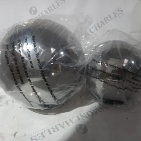 BOXED KELLY HOPPEN SET OF 2 INDOOR OUTDOOR PRELIT GLASS DECOR, REFLECTIVE ORBS