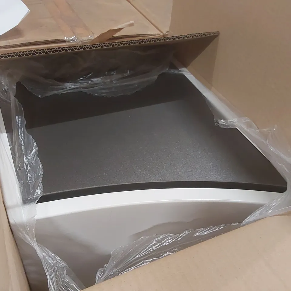 PALLET CONTAINING A LARGE QUANTITY OF ASSORTED CASELLA WH COMPLIMENT UNITS