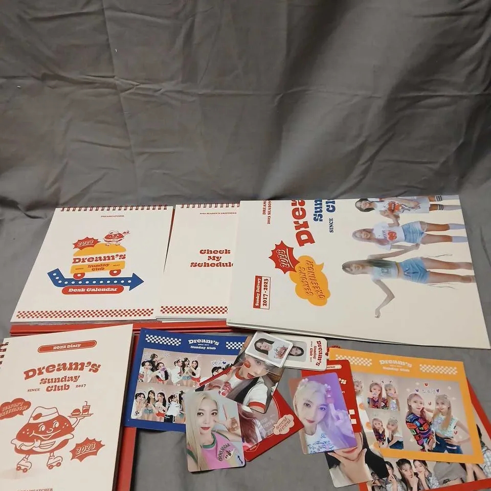 DREAMCATCHER 2023 SEASON'S GREETINGS – DREAM'S SUNDAY CLUB MERCHANDISE SET