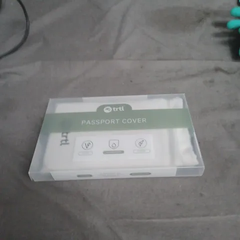 APPROXIMATELY 20 ASSORTED HOUSEHOLD ITEMS INCLUDING PASSPORT COVER , POCKET NOTE BOOK AND SCOTCH TAPE