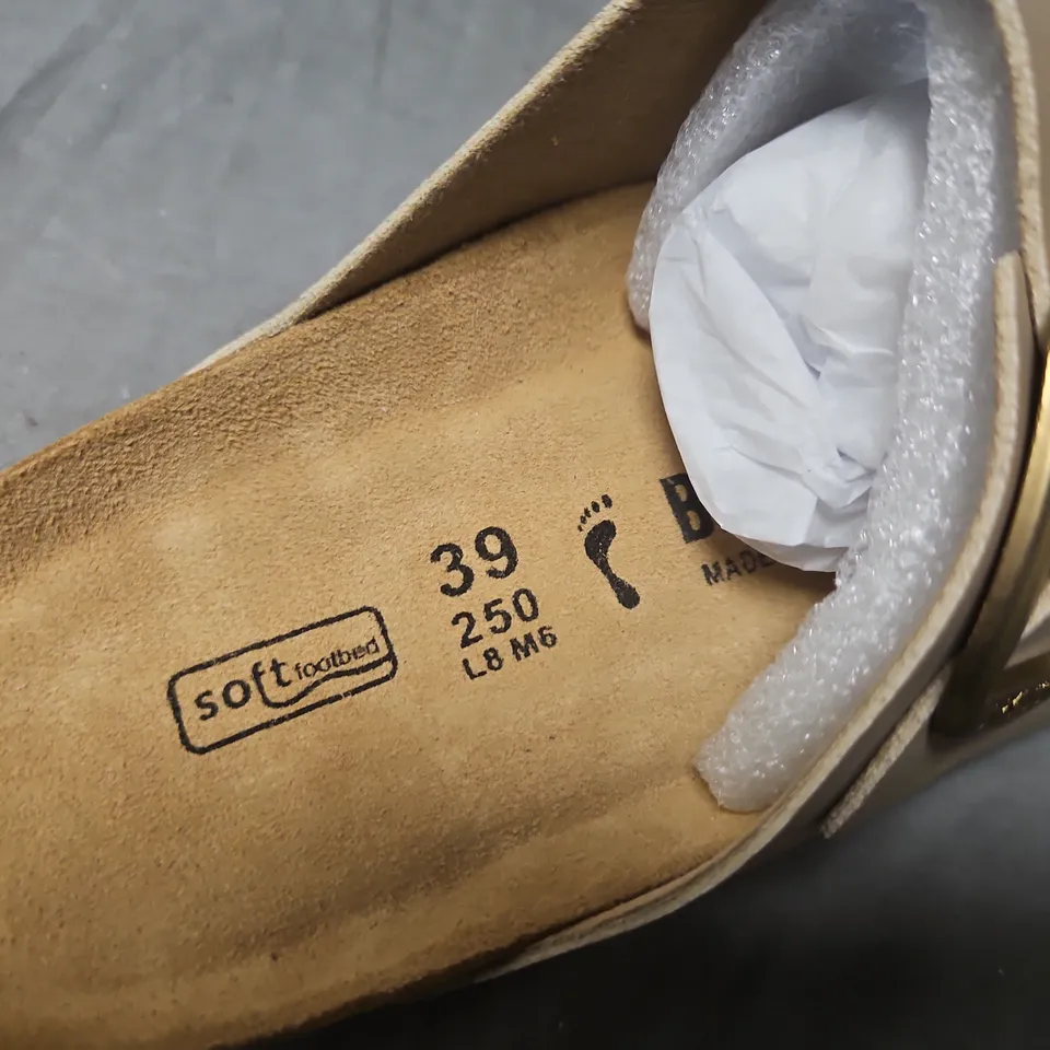 BOXED BIRKENSTOCK ARIZONA BS SANDCASTLE SANDALS – BEIGE, EU39 (UK6)