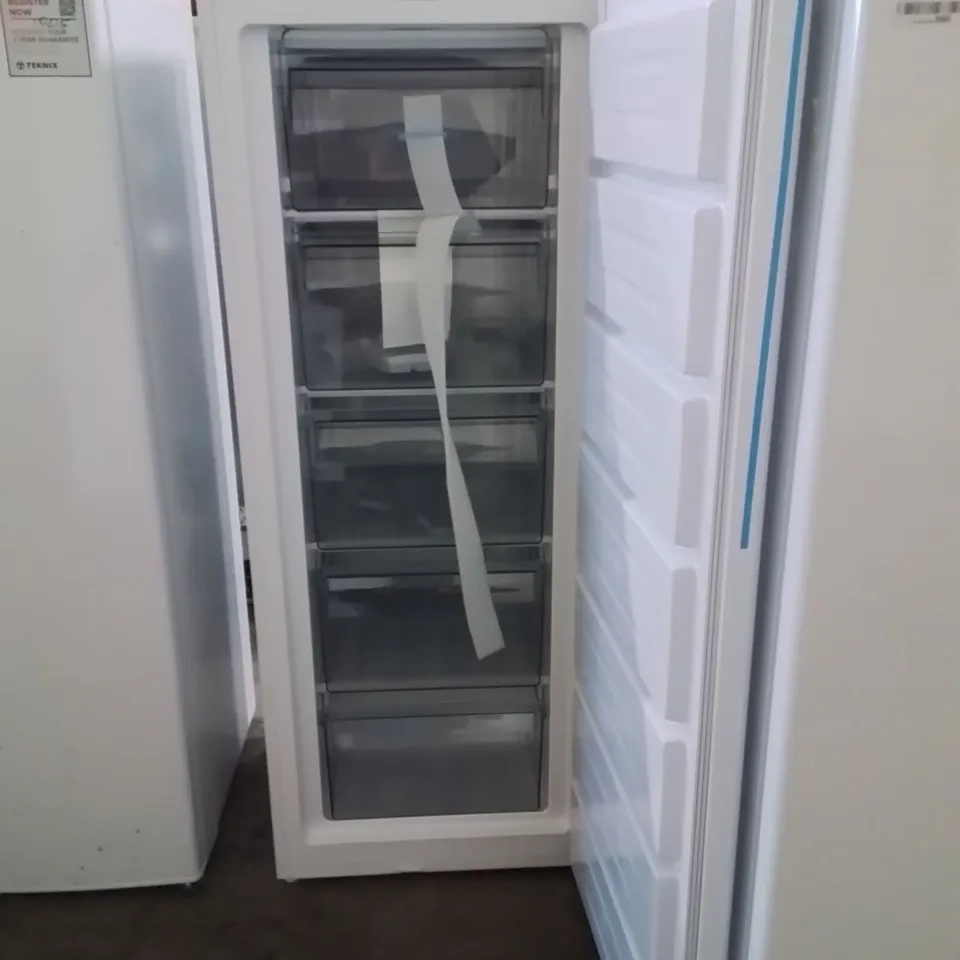 TEKNIX LBF170H FREESTANDING TALL FREEZER - UPRIGHT WITH 170L CAPACITY - MANUAL DEFROST - REVERSIBLE DOOR - 5 LARGE DRAWERS - WHITE