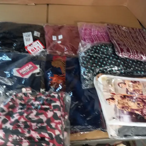LARGE QUANTITY OF ASSORTED BAGGED CLOTHING ITEMS