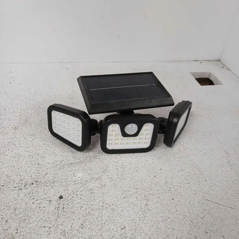 SOLAR LED FLOOD LIGHT WITH MOTION SENSOR (GARDEN LIGHTING)