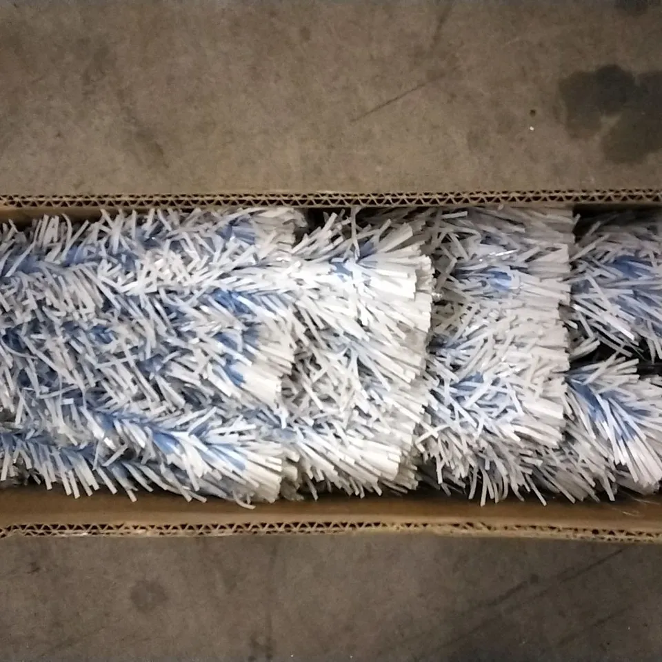 BOXED WHITE ARTIFICIAL CHRISTMAS TREE WITH 26 MULTI-COLOUR 