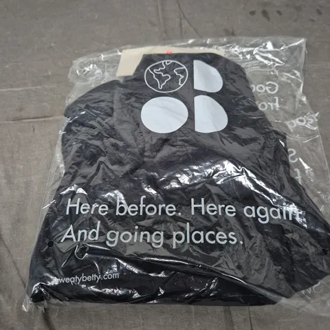 SWEATY BETTY GAIA PERFORMANCE YOGA CAPRI PANTS – BLACK, UK 6 (XS)