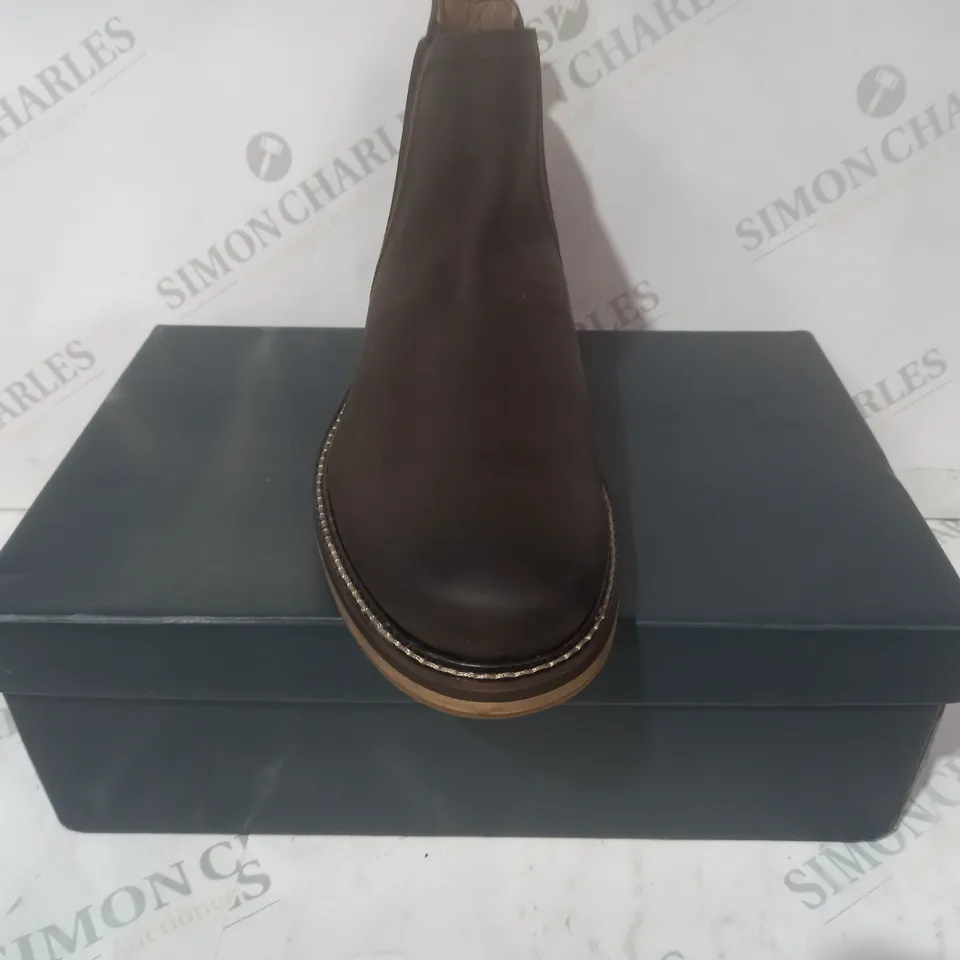 BOXED PAIR OF CREW CLOTHING COMPANY PARKER LEATHER CHELSEA BOOTS IN CHOCOLATE EU SIZE 43