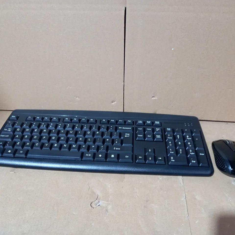 ONN WIRELESS KEYBOARD & MOUSE COMBO