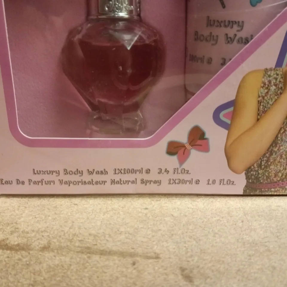 JOJO SIWA BE YOU LUXURY BODY WASH & EAU DE PARFUM GIFT SET – PINK BOX (BOXED)