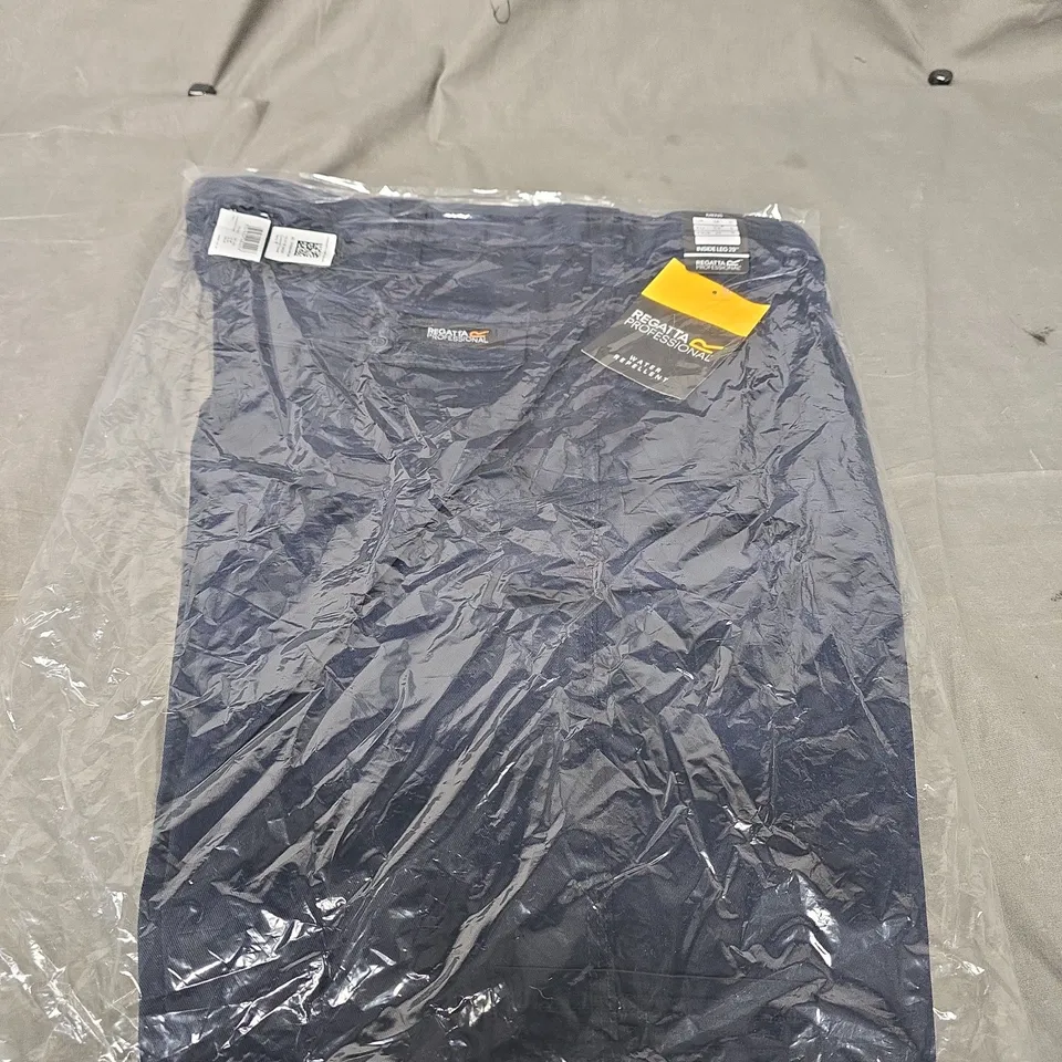 REGATTA OUTDOORS COMBINE TROUSERS SIZE 38 