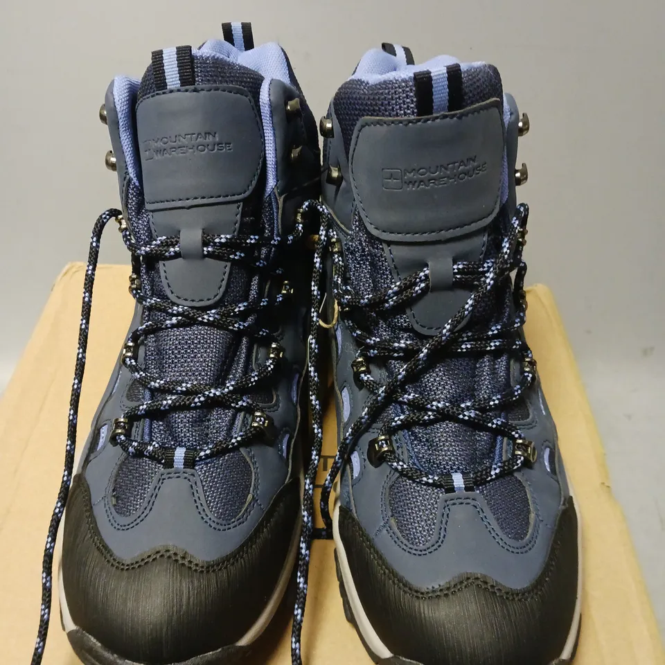 BOXED PAIR OF MOUNTAIN WAREHOUSE WOMEN'S WATERPROOF WALKING BOOTS, NAVY - UK SIZE 9