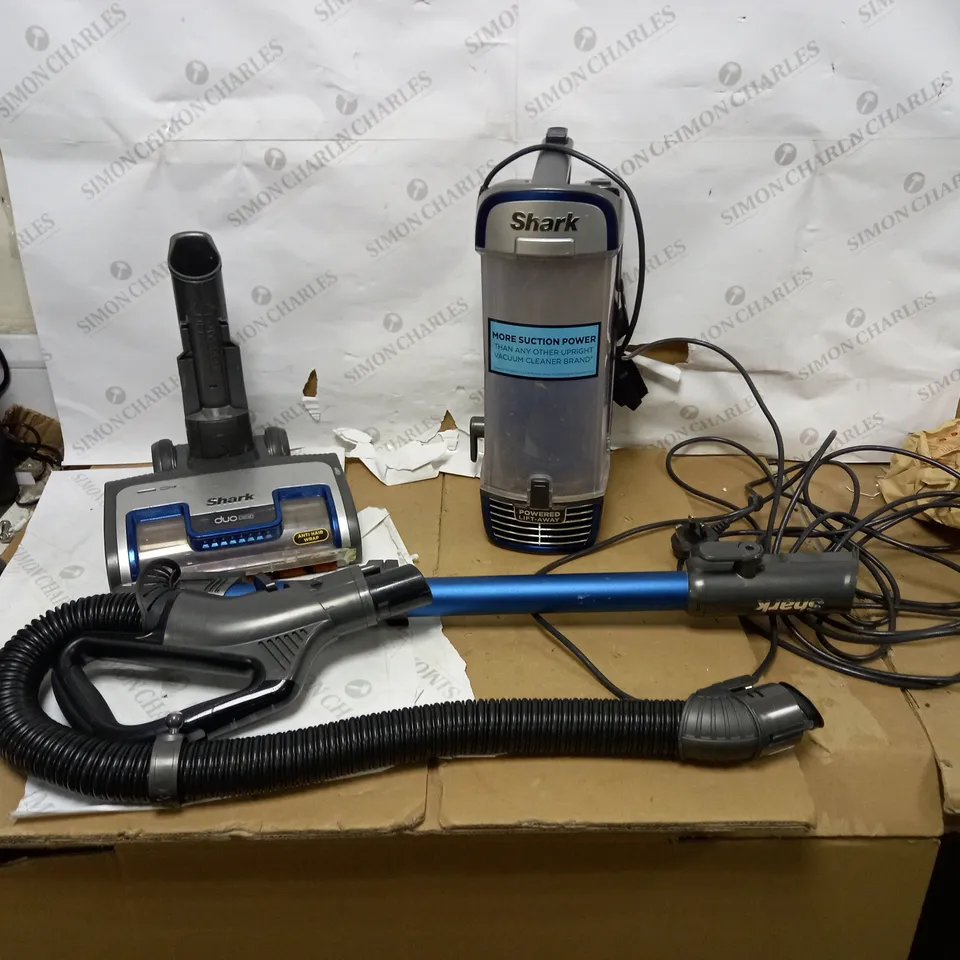 SHARK CORDED VACUUM WITH ANTI-HAIR WRAP