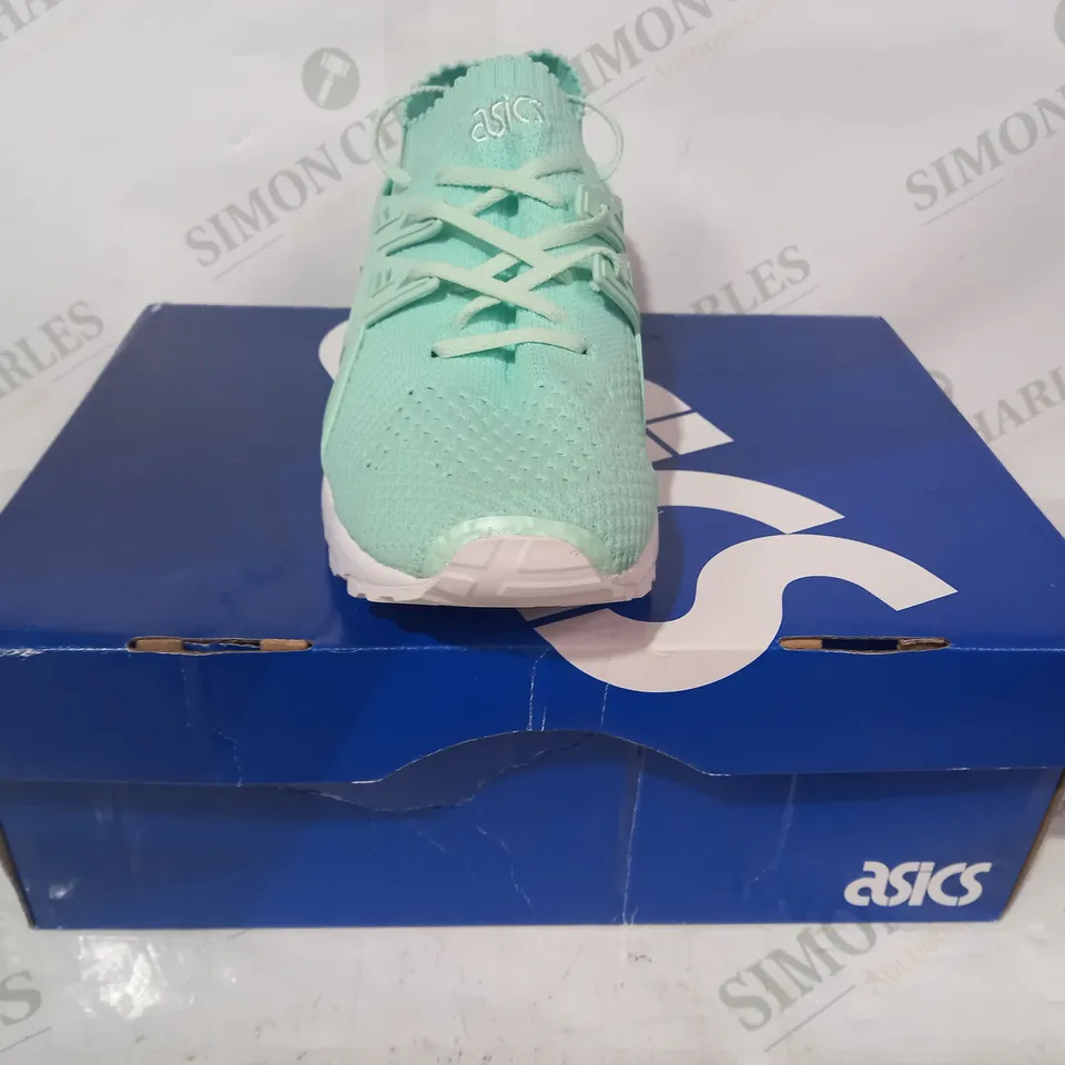 BOXED PAIR OF ASICS GEL-KAYANO KNIT TRAINERS IN MINT GREEN UK SIZE 6