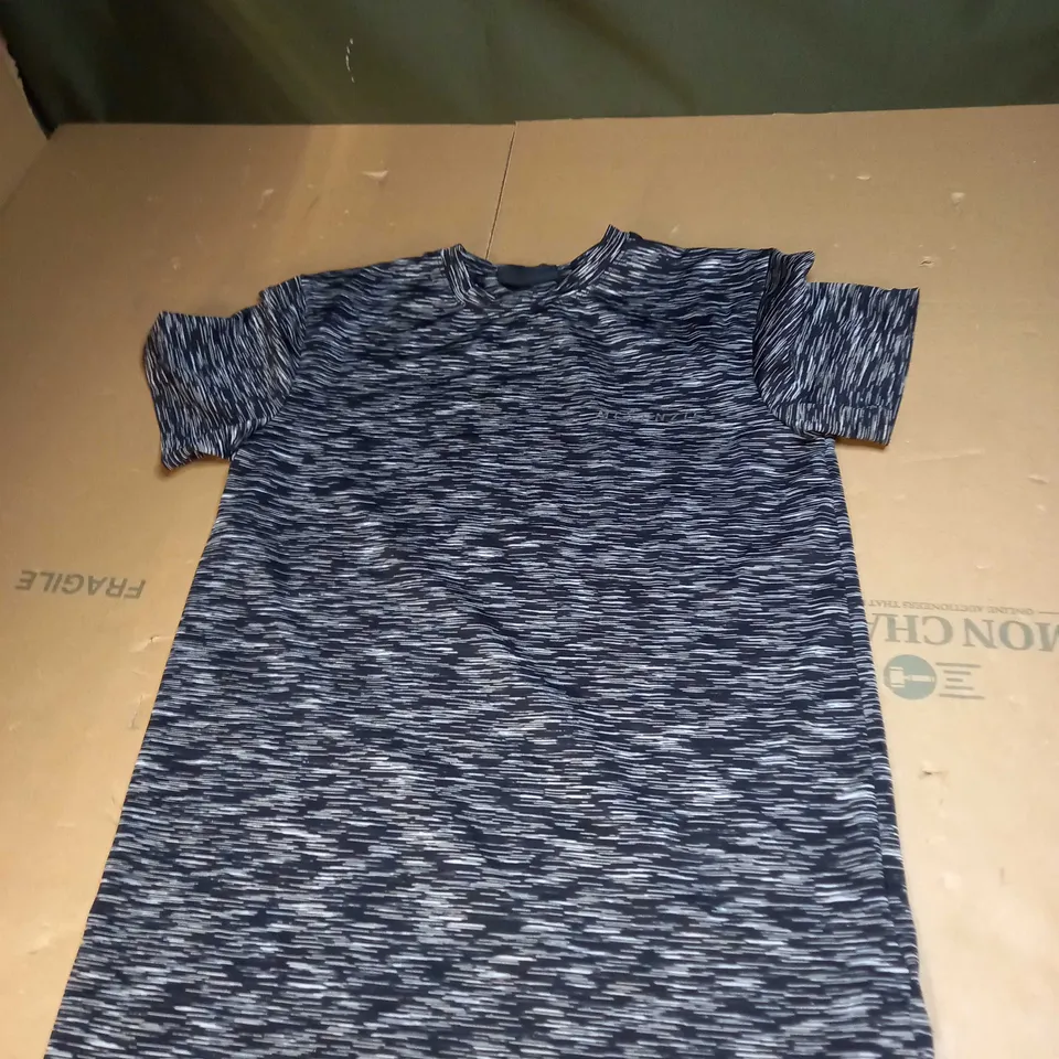 MCKENZIE LOGO TOP SIZE XS